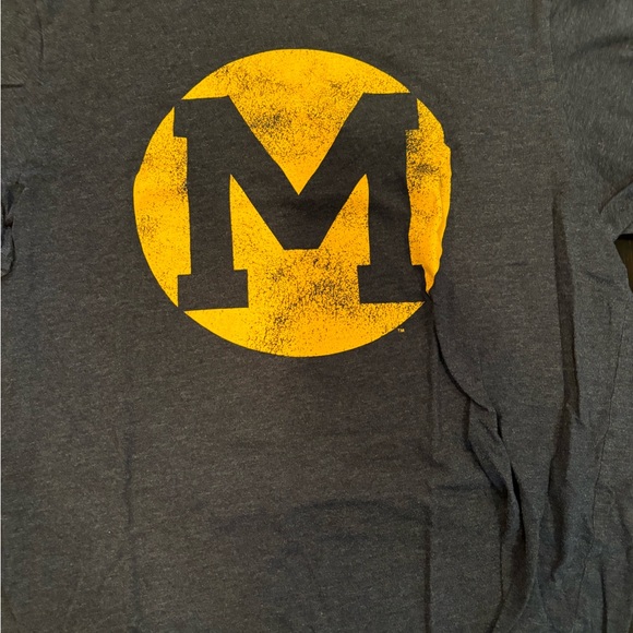 Men’s ‘47 brand university of Michigan t shirt - Picture 2 of 3